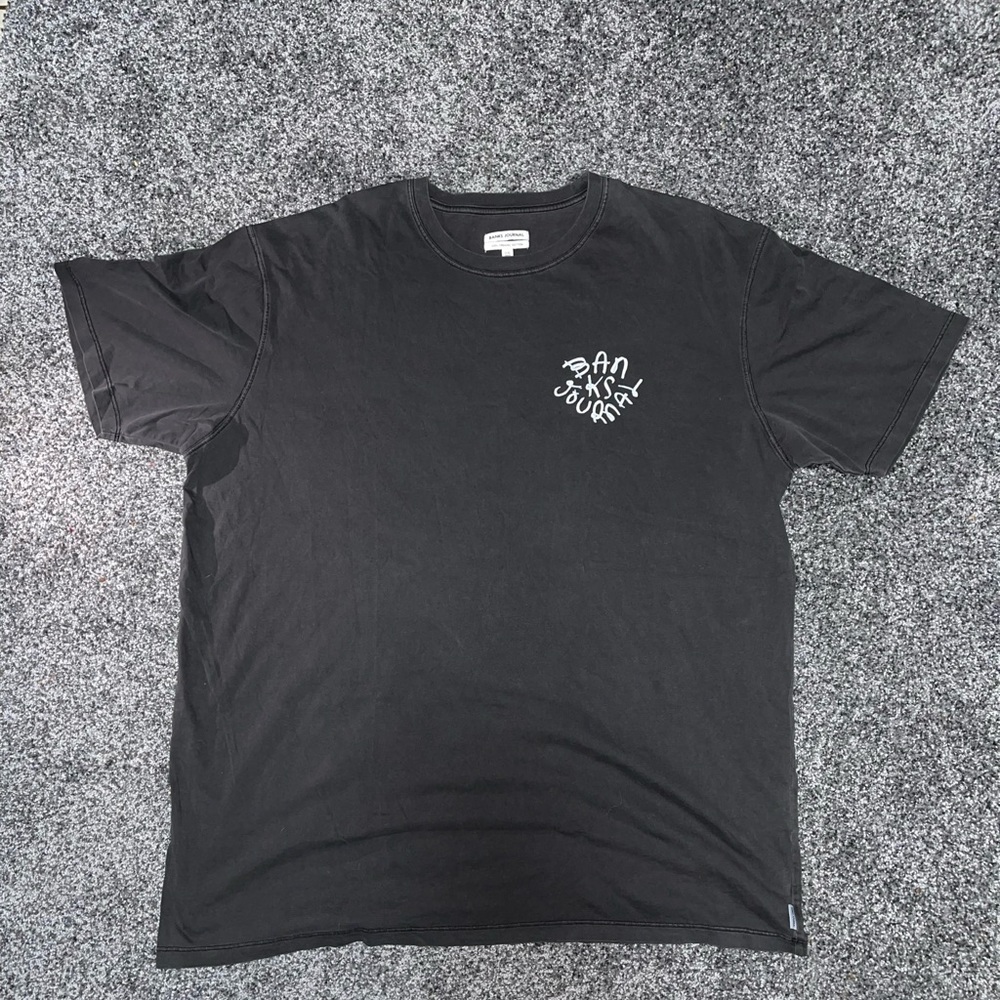 Men’s banks journal tee dark grey